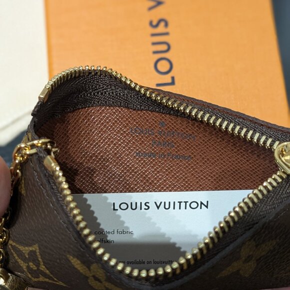 Louis Vuitton key pouch - Picture 5 of 8